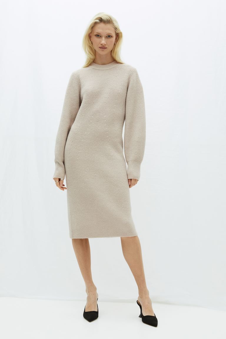 23 of The Best Minimalist Clothing Stores Online | With Bogart