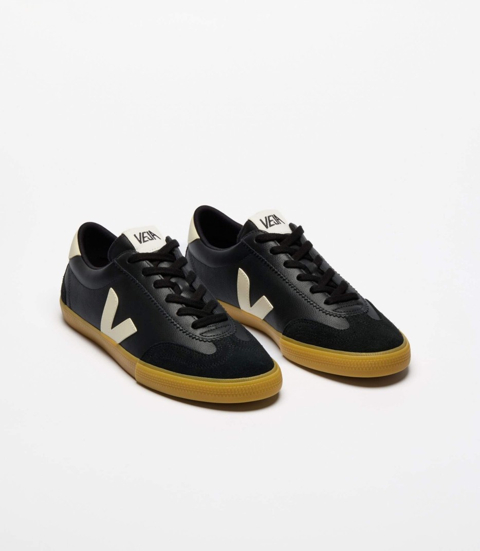 Veja Volley black leather pierre trainers