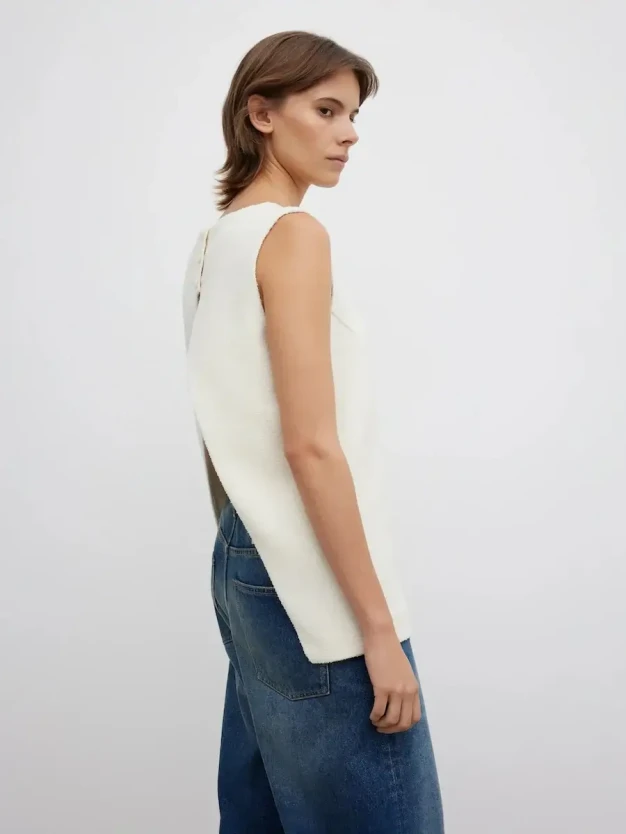 House of Dagmar open back top