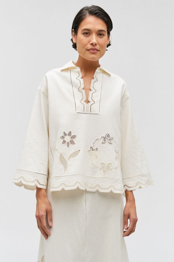 Oroton Table cloth cream lace top